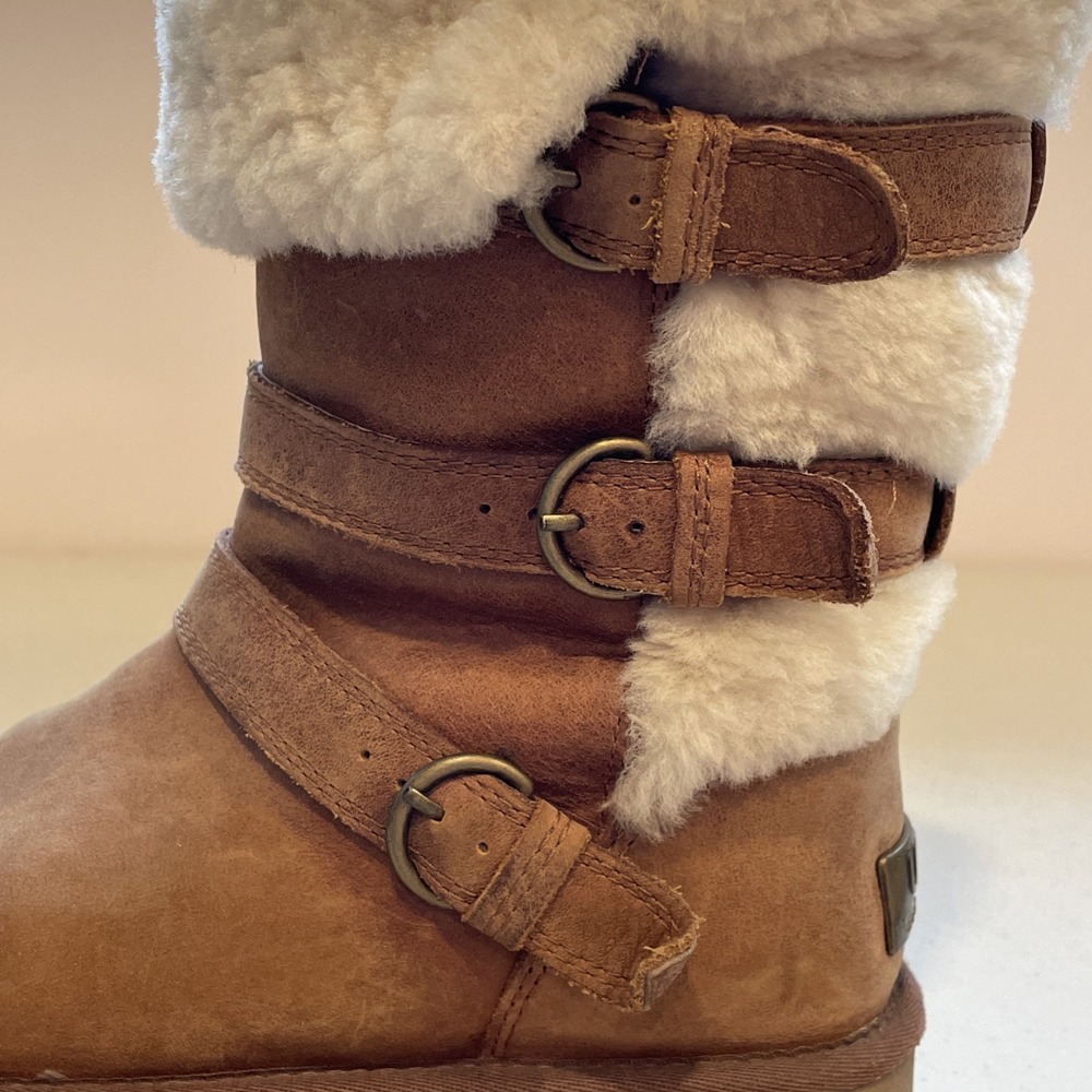 UGG Australia Beckett Boots Womens Size 7 Light Brown Suede Shearling Buckle - Picture 12 of 16